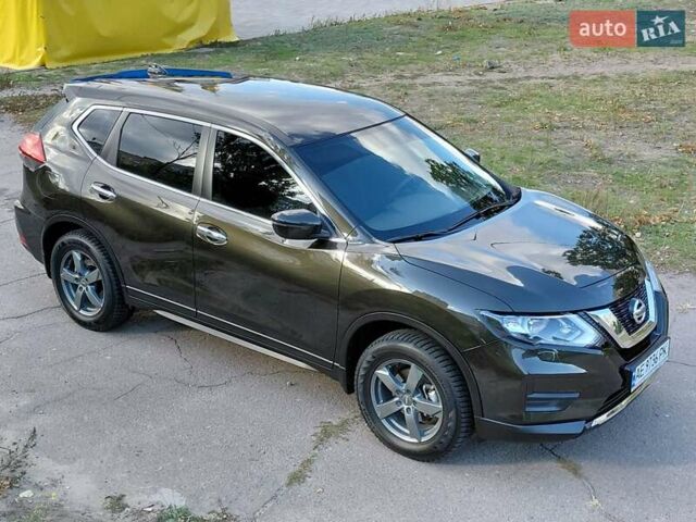 Зеленый Ниссан ИксТрейл, объемом двигателя 1.6 л и пробегом 6 тыс. км за 25500 $, фото 1 на Automoto.ua