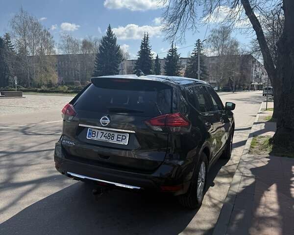 Зеленый Ниссан ИксТрейл, объемом двигателя 1.6 л и пробегом 118 тыс. км за 19700 $, фото 2 на Automoto.ua