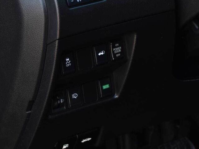 Зеленый Ниссан ИксТрейл, объемом двигателя 2 л и пробегом 37 тыс. км за 22650 $, фото 12 на Automoto.ua