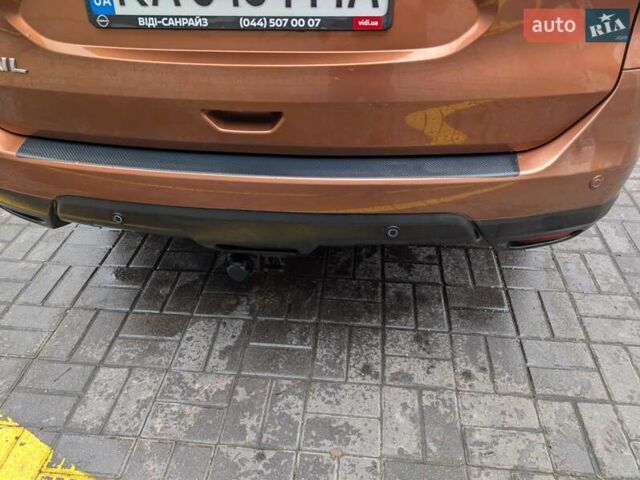 Оранжевый Ниссан ИксТрейл, объемом двигателя 1.6 л и пробегом 170 тыс. км за 14000 $, фото 29 на Automoto.ua