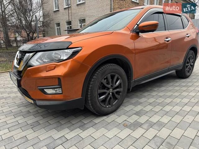 Помаранчевий Ніссан ІксТрейл, об'ємом двигуна 1.6 л та пробігом 172 тис. км за 15700 $, фото 3 на Automoto.ua