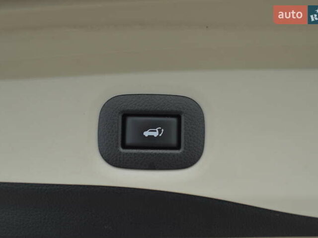 Оранжевый Ниссан ИксТрейл, объемом двигателя 2 л и пробегом 70 тыс. км за 19900 $, фото 44 на Automoto.ua