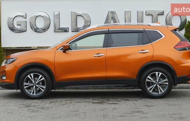 Оранжевый Ниссан ИксТрейл, объемом двигателя 2 л и пробегом 70 тыс. км за 19900 $, фото 5 на Automoto.ua