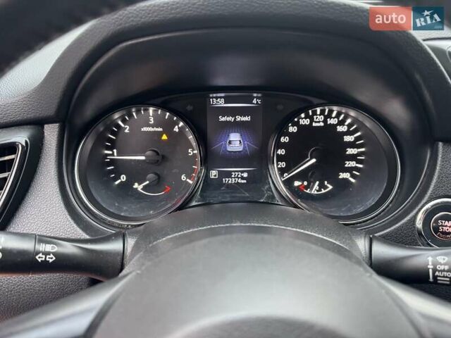 Помаранчевий Ніссан ІксТрейл, об'ємом двигуна 1.6 л та пробігом 172 тис. км за 15700 $, фото 21 на Automoto.ua