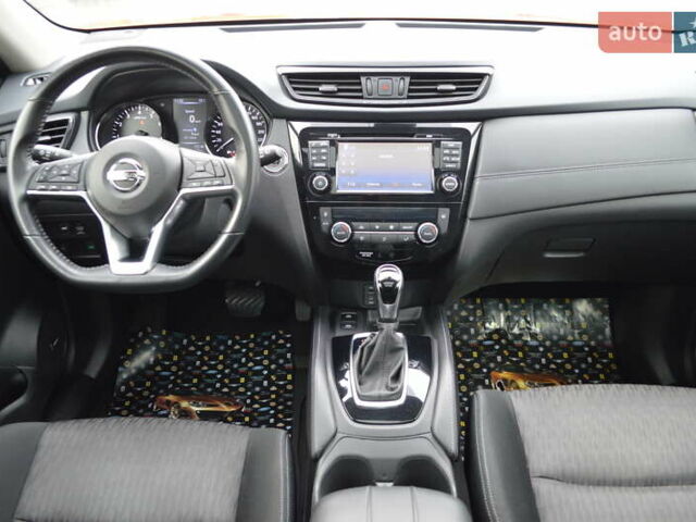 Оранжевый Ниссан ИксТрейл, объемом двигателя 2 л и пробегом 70 тыс. км за 19900 $, фото 21 на Automoto.ua