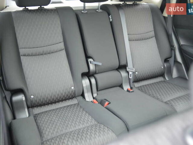 Оранжевый Ниссан ИксТрейл, объемом двигателя 2 л и пробегом 70 тыс. км за 19900 $, фото 41 на Automoto.ua