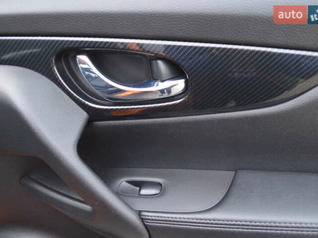 Оранжевый Ниссан ИксТрейл, объемом двигателя 2 л и пробегом 70 тыс. км за 19900 $, фото 34 на Automoto.ua