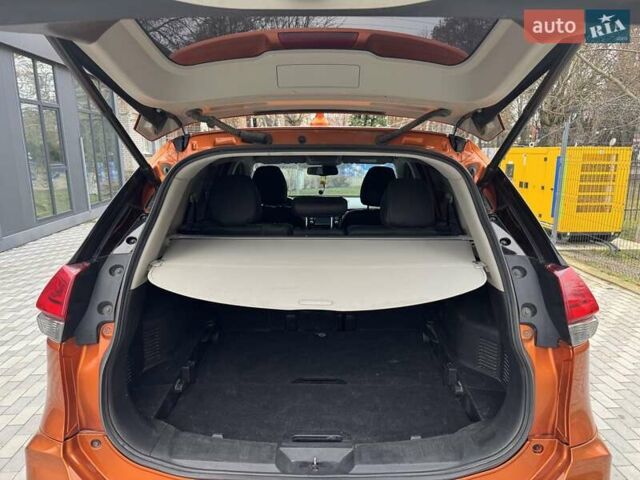 Помаранчевий Ніссан ІксТрейл, об'ємом двигуна 1.6 л та пробігом 172 тис. км за 15700 $, фото 14 на Automoto.ua