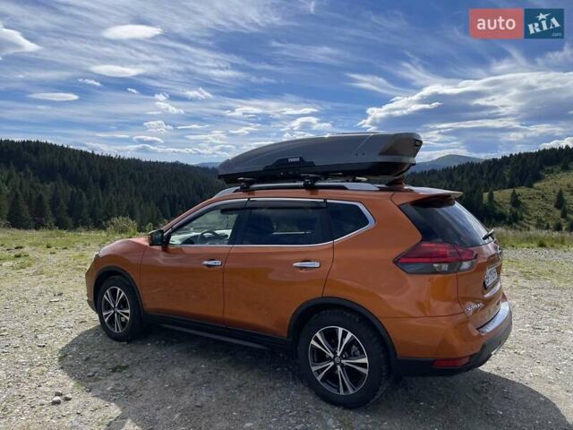 Оранжевый Ниссан ИксТрейл, объемом двигателя 2 л и пробегом 73 тыс. км за 20000 $, фото 8 на Automoto.ua