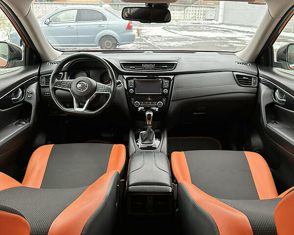 Оранжевый Ниссан ИксТрейл, объемом двигателя 2.5 л и пробегом 58 тыс. км за 21400 $, фото 24 на Automoto.ua