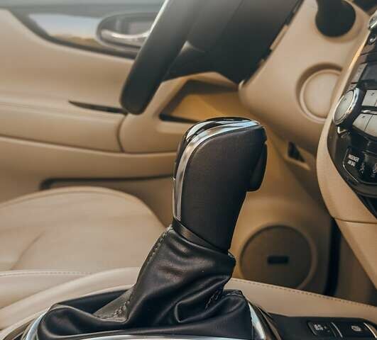 Помаранчевий Ніссан ІксТрейл, об'ємом двигуна 2.49 л та пробігом 107 тис. км за 24999 $, фото 66 на Automoto.ua