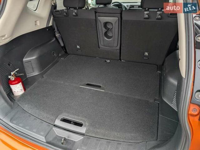 Оранжевый Ниссан ИксТрейл, объемом двигателя 2.49 л и пробегом 52 тыс. км за 22800 $, фото 11 на Automoto.ua