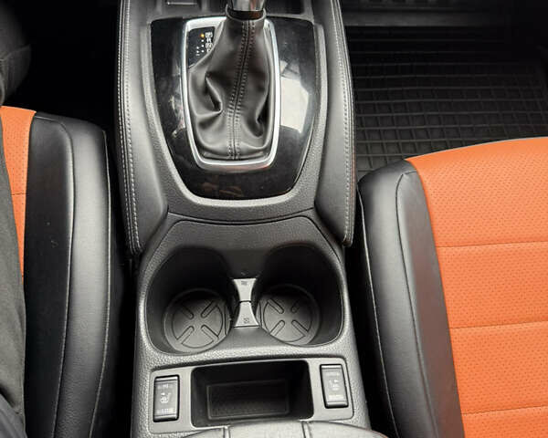 Оранжевый Ниссан ИксТрейл, объемом двигателя 1.6 л и пробегом 71 тыс. км за 20500 $, фото 6 на Automoto.ua