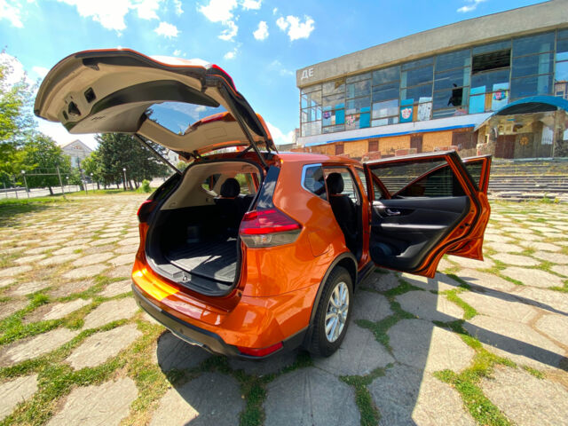 Оранжевый Ниссан ИксТрейл, объемом двигателя 1.6 л и пробегом 68 тыс. км за 24990 $, фото 30 на Automoto.ua