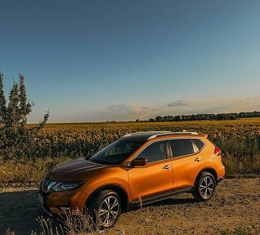 Помаранчевий Ніссан ІксТрейл, об'ємом двигуна 2.49 л та пробігом 107 тис. км за 24999 $, фото 57 на Automoto.ua
