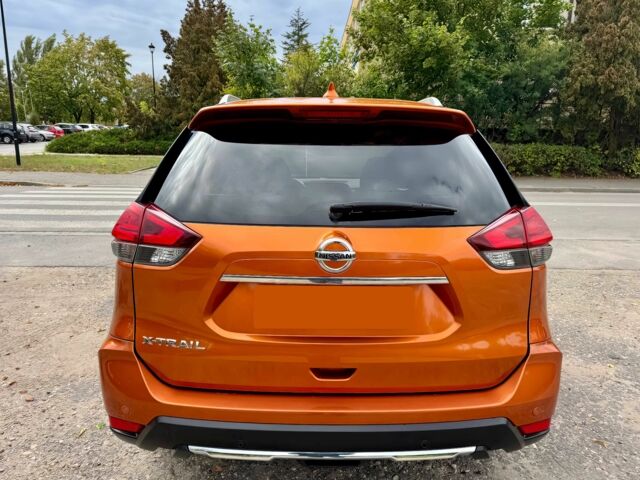 Оранжевый Ниссан ИксТрейл, объемом двигателя 1.6 л и пробегом 30 тыс. км за 13000 $, фото 5 на Automoto.ua