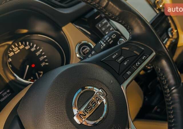 Помаранчевий Ніссан ІксТрейл, об'ємом двигуна 2.49 л та пробігом 107 тис. км за 24999 $, фото 89 на Automoto.ua