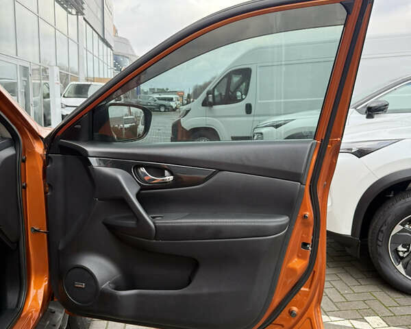 Оранжевый Ниссан ИксТрейл, объемом двигателя 1.6 л и пробегом 71 тыс. км за 20500 $, фото 18 на Automoto.ua