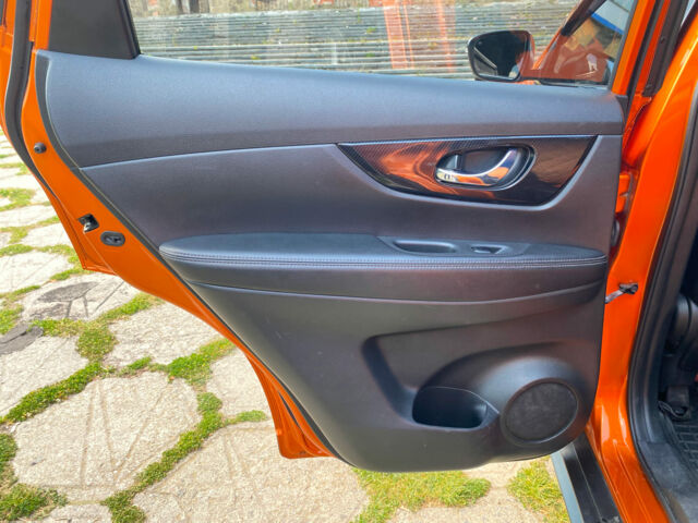 Оранжевый Ниссан ИксТрейл, объемом двигателя 1.6 л и пробегом 68 тыс. км за 24990 $, фото 51 на Automoto.ua