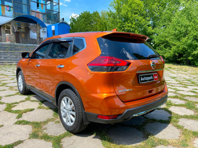 Оранжевый Ниссан ИксТрейл, объемом двигателя 1.6 л и пробегом 68 тыс. км за 24990 $, фото 5 на Automoto.ua
