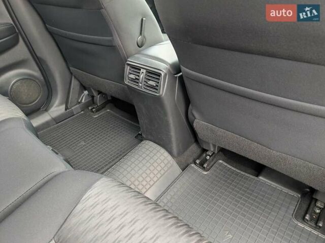 Оранжевый Ниссан ИксТрейл, объемом двигателя 2.49 л и пробегом 52 тыс. км за 22800 $, фото 19 на Automoto.ua