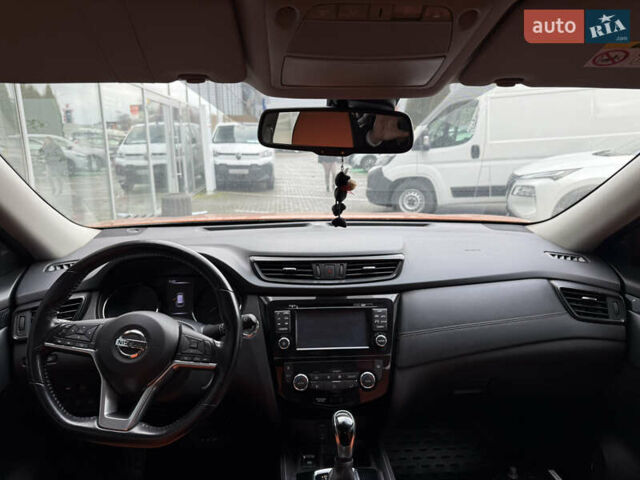 Оранжевый Ниссан ИксТрейл, объемом двигателя 1.6 л и пробегом 71 тыс. км за 20500 $, фото 20 на Automoto.ua