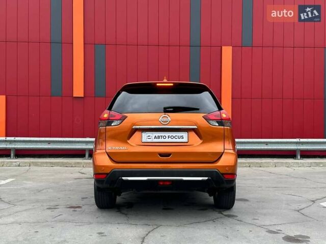Ниссан ИксТрейл 2019 в Киеве на Automoto.ua Оранжевый Ниссан ИксТрейл, объемом двигателя 2.49 л и пробегом 113 тыс. км за 19490 $, фото 6 на Automoto.ua
