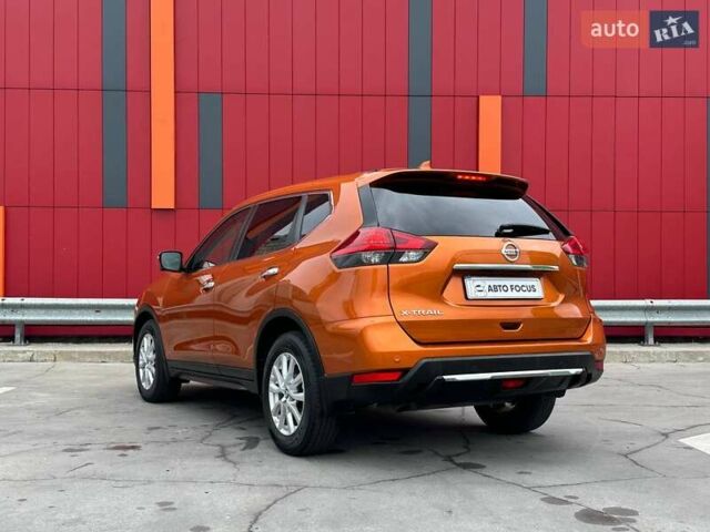Ниссан ИксТрейл 2019 в Киеве на Automoto.ua Оранжевый Ниссан ИксТрейл, объемом двигателя 2.49 л и пробегом 113 тыс. км за 19490 $, фото 4 на Automoto.ua