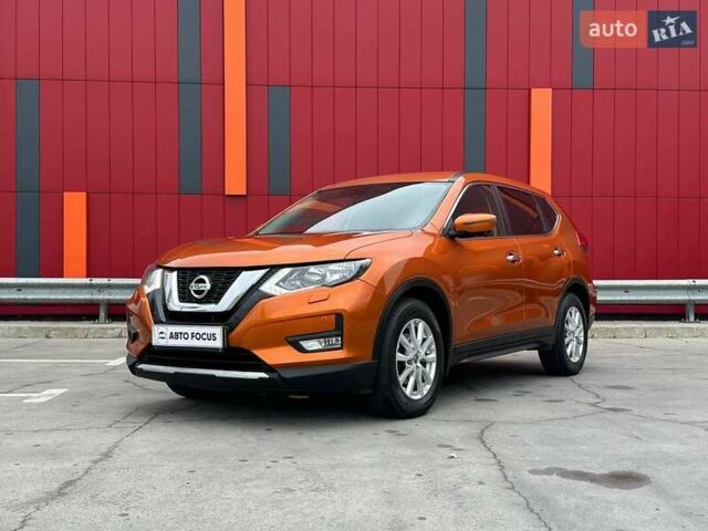 Ниссан ИксТрейл 2019 в Киеве на Automoto.ua Оранжевый Ниссан ИксТрейл, объемом двигателя 2.49 л и пробегом 113 тыс. км за 19490 $, фото 3 на Automoto.ua