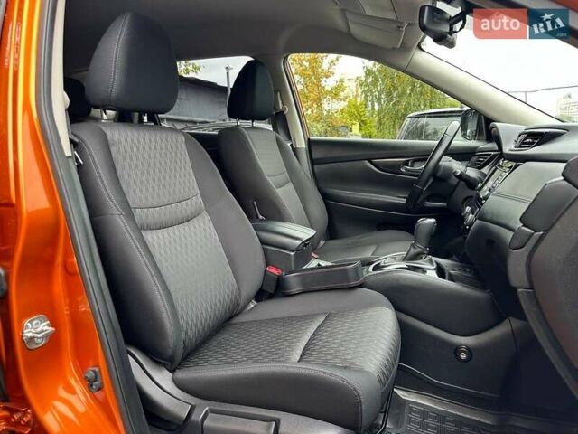 Ниссан ИксТрейл 2019 в Киеве на Automoto.ua Оранжевый Ниссан ИксТрейл, объемом двигателя 2.49 л и пробегом 113 тыс. км за 19490 $, фото 11 на Automoto.ua