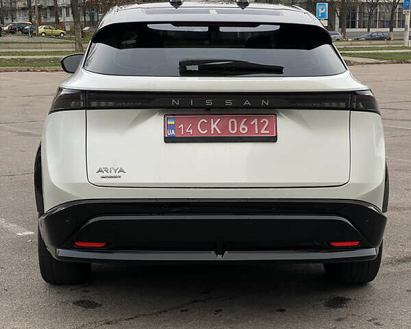 Білий Ніссан Ariya, об'ємом двигуна 0 л та пробігом 17 тис. км за 29000 $, фото 4 на Automoto.ua