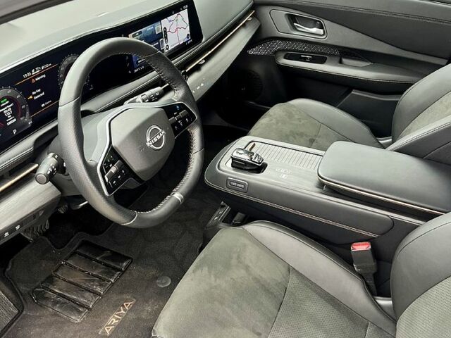Белый Ниссан Ariya, объемом двигателя 0 л и пробегом 12 тыс. км за 24999 $, фото 7 на Automoto.ua