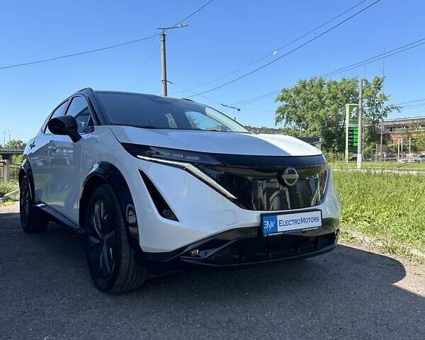 Білий Ніссан Ariya, об'ємом двигуна 0 л та пробігом 1 тис. км за 28999 $, фото 11 на Automoto.ua