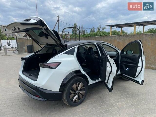 Білий Ніссан Ariya, об'ємом двигуна 0 л та пробігом 32 тис. км за 27000 $, фото 7 на Automoto.ua