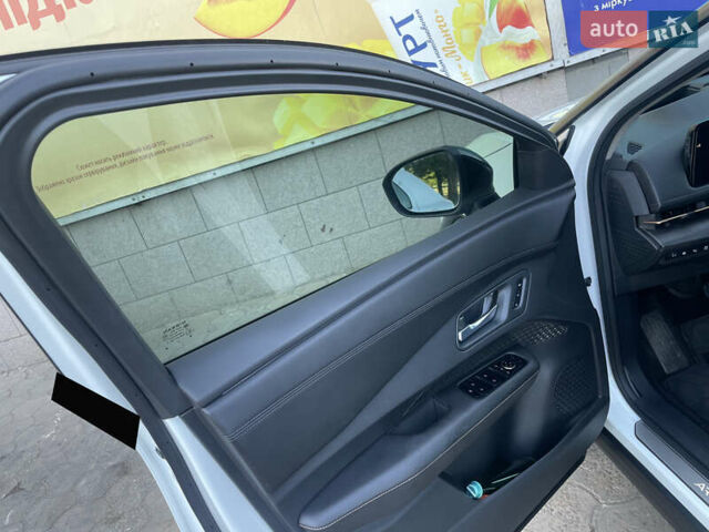 Білий Ніссан Ariya, об'ємом двигуна 0 л та пробігом 32 тис. км за 27000 $, фото 19 на Automoto.ua