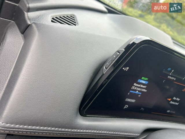 Белый Ниссан Ariya, объемом двигателя 0 л и пробегом 1 тыс. км за 31900 $, фото 31 на Automoto.ua