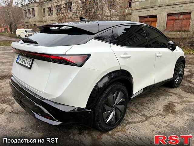 Белый Ниссан Ariya, объемом двигателя 0 л и пробегом 11 тыс. км за 27900 $, фото 1 на Automoto.ua