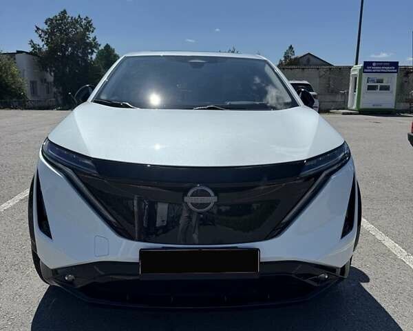 Белый Ниссан Ariya, объемом двигателя 0 л и пробегом 3 тыс. км за 32400 $, фото 1 на Automoto.ua