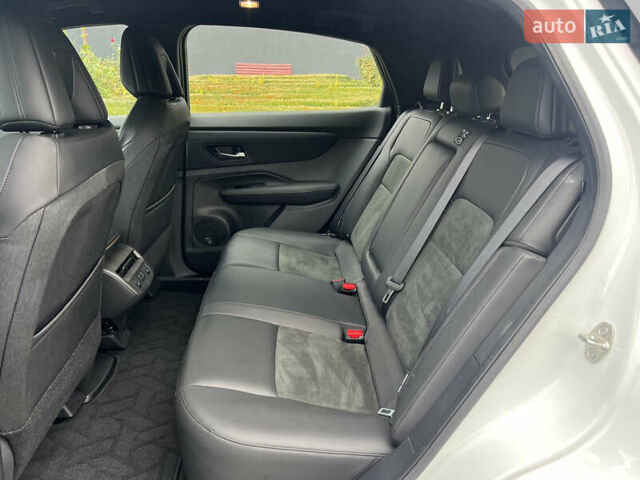 Белый Ниссан Ariya, объемом двигателя 0 л и пробегом 1 тыс. км за 31900 $, фото 12 на Automoto.ua