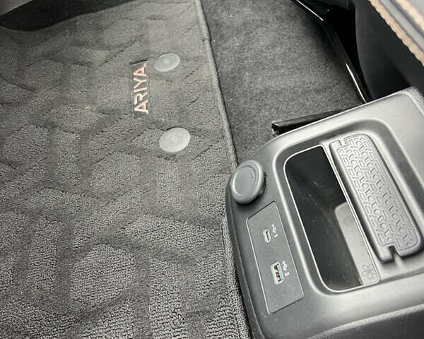 Белый Ниссан Ariya, объемом двигателя 0 л и пробегом 1 тыс. км за 31900 $, фото 32 на Automoto.ua