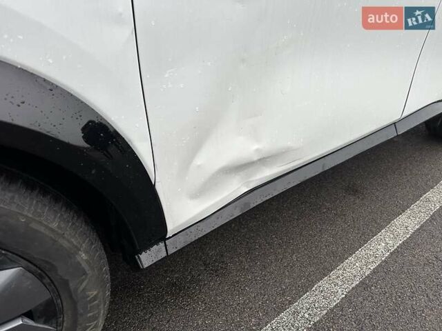 Белый Ниссан Ariya, объемом двигателя 0 л и пробегом 13 тыс. км за 22100 $, фото 14 на Automoto.ua