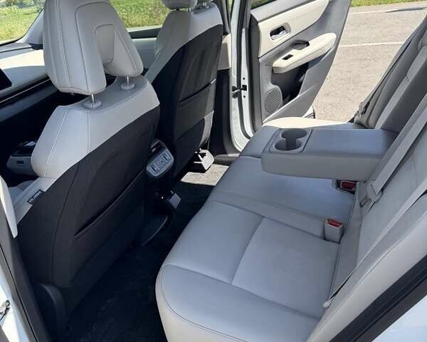 Белый Ниссан Ariya, объемом двигателя 0 л и пробегом 3 тыс. км за 32400 $, фото 9 на Automoto.ua