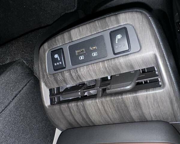 Белый Ниссан Ariya, объемом двигателя 0 л и пробегом 13 тыс. км за 22100 $, фото 36 на Automoto.ua