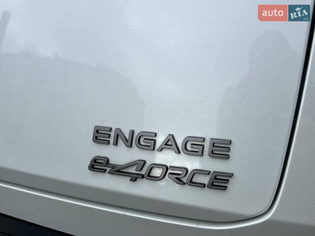 Белый Ниссан Ariya, объемом двигателя 0 л и пробегом 1 тыс. км за 31900 $, фото 7 на Automoto.ua