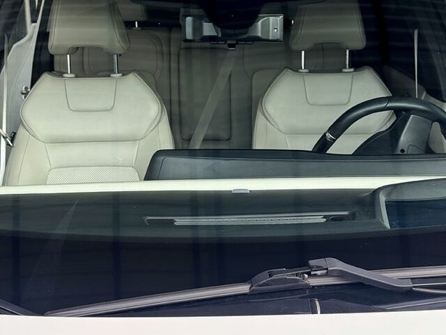 Білий Ніссан Ariya, об'ємом двигуна 0 л та пробігом 33 тис. км за 30300 $, фото 10 на Automoto.ua