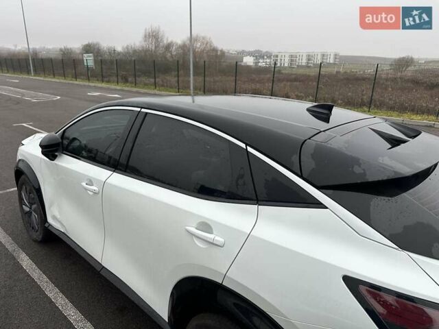 Белый Ниссан Ariya, объемом двигателя 0 л и пробегом 13 тыс. км за 22100 $, фото 10 на Automoto.ua