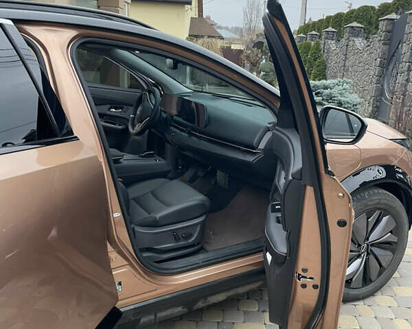 Бежевий Ніссан Ariya, об'ємом двигуна 0 л та пробігом 45 тис. км за 25700 $, фото 12 на Automoto.ua