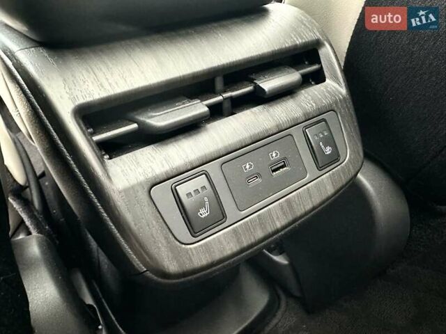 Черный Ниссан Ariya, объемом двигателя 0 л и пробегом 163 тыс. км за 22300 $, фото 27 на Automoto.ua