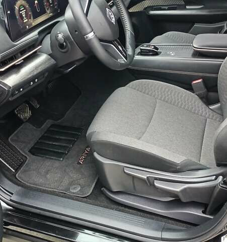 Черный Ниссан Ariya, объемом двигателя 0 л и пробегом 75 тыс. км за 28000 $, фото 6 на Automoto.ua