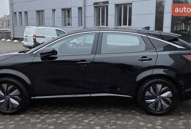 Чорний Ніссан Ariya, об'ємом двигуна 0 л та пробігом 14 тис. км за 25400 $, фото 7 на Automoto.ua